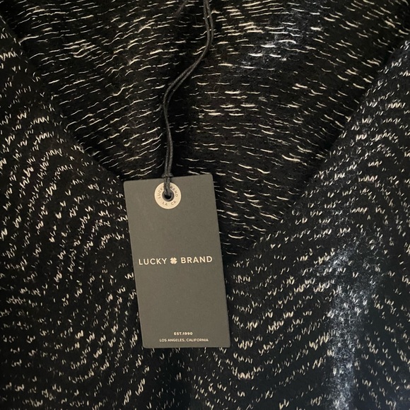 NWT Lucky Brand XL Sweater Dress
Tunic top
VNeck
Pockets - Picture 6 of 7